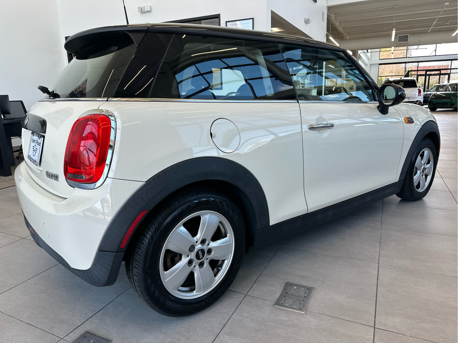 2017 MINI HARDTOP 2 DOOR Cooper FWD