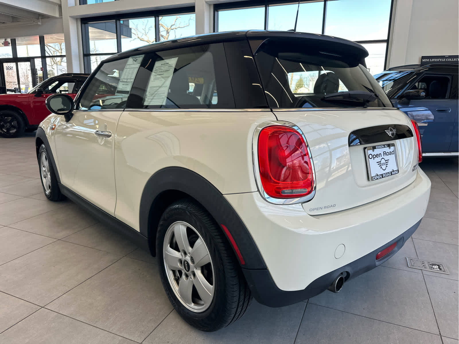 2017 MINI HARDTOP 2 DOOR Cooper FWD
