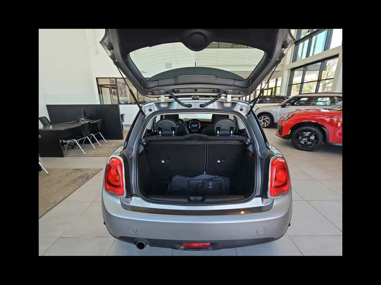 2019 MINI HARDTOP 2 DOOR SIGNATURE