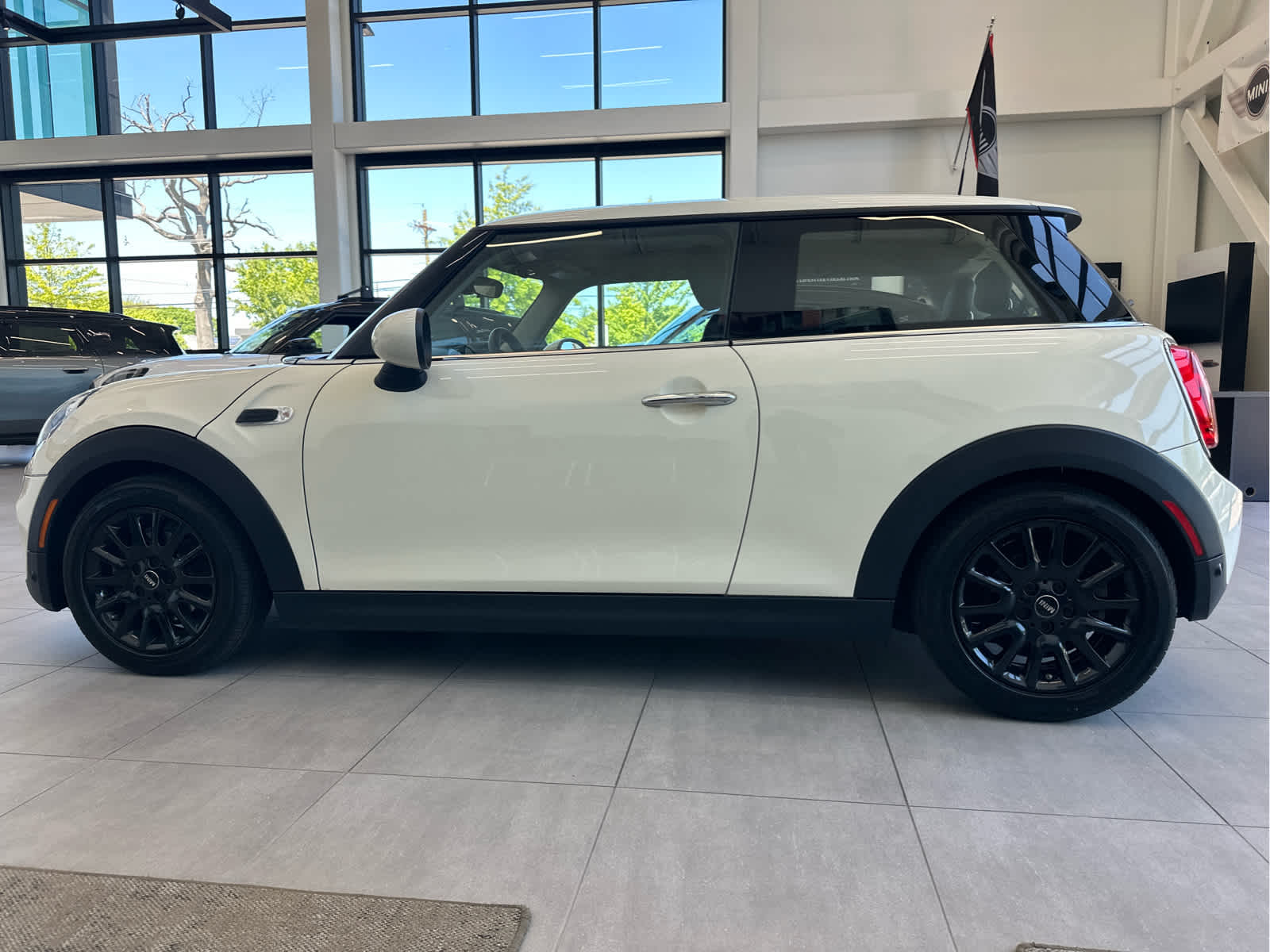 2018 MINI Hardtop 2 Door Cooper FWD