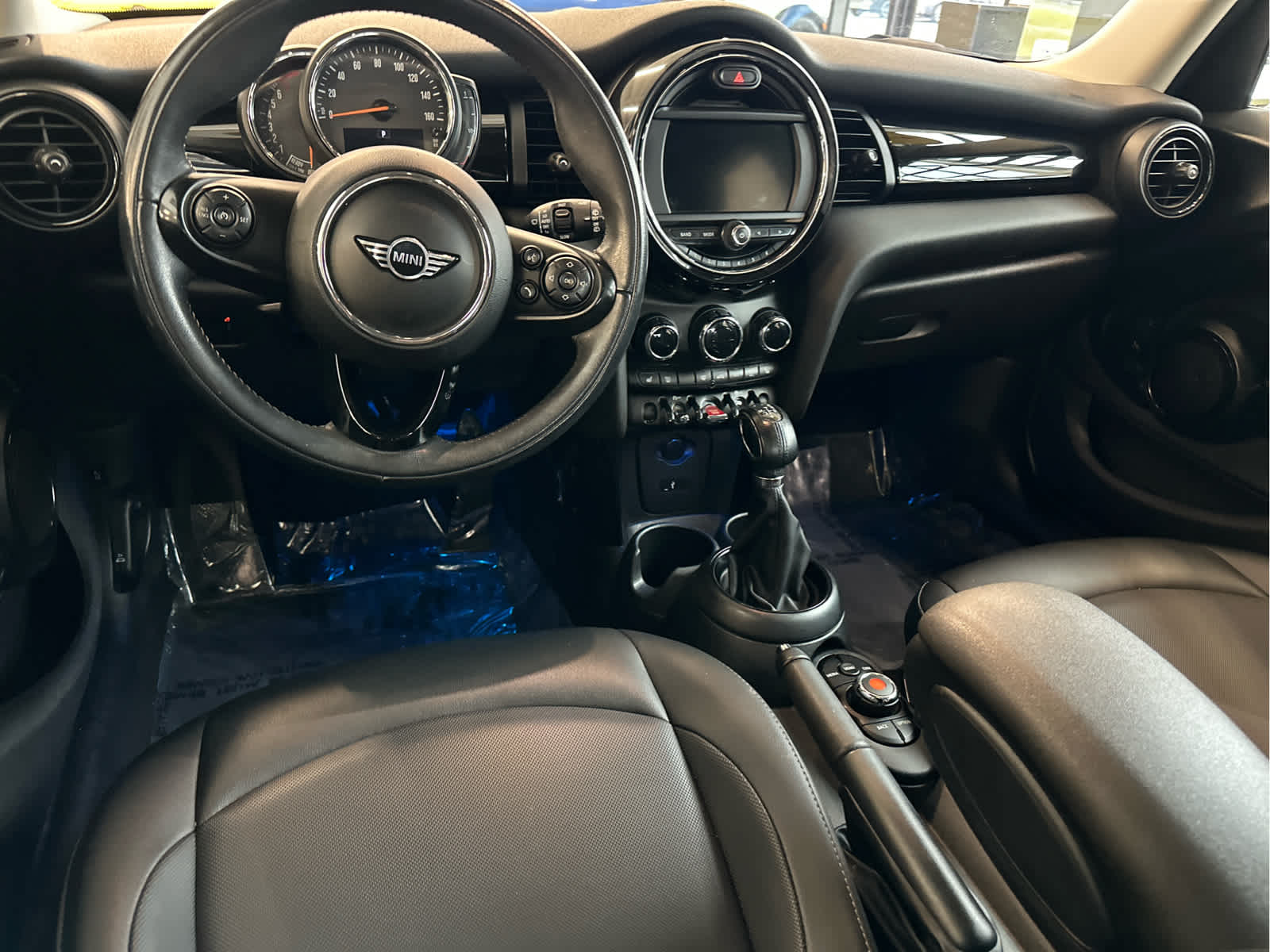 2019 MINI HARDTOP 4 DOOR SIGNATURE