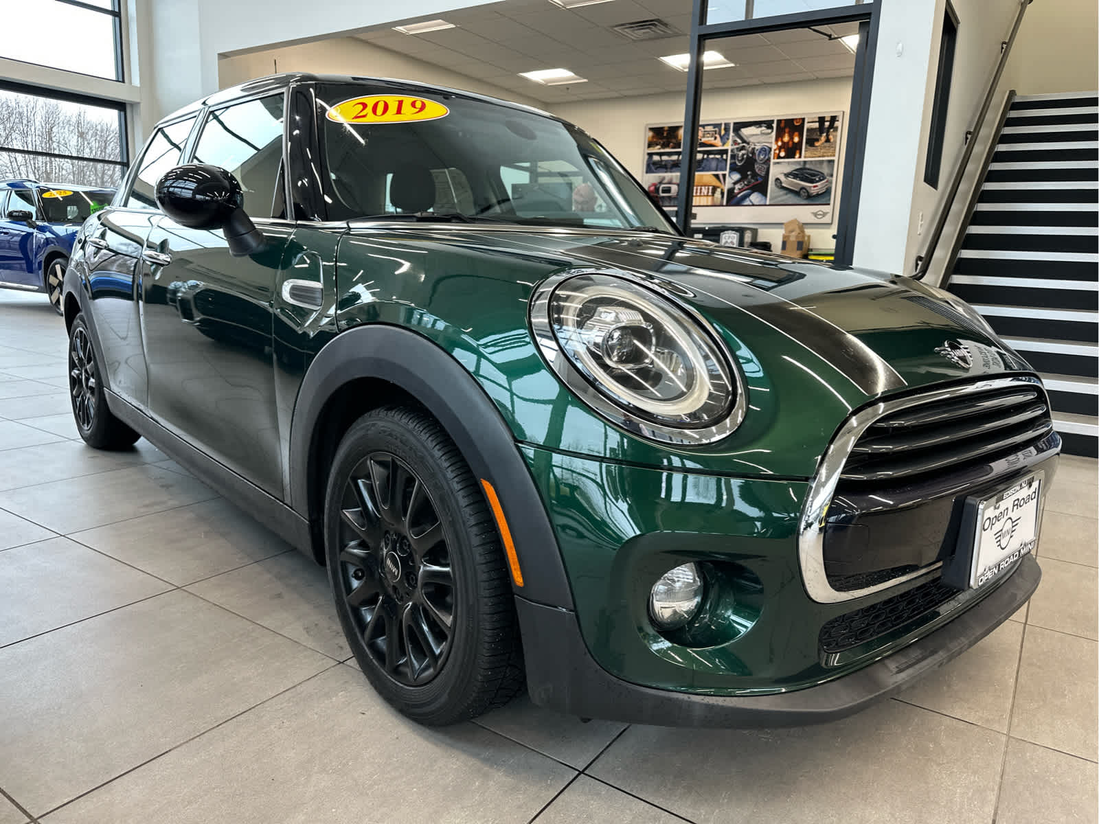2019 MINI HARDTOP 4 DOOR SIGNATURE