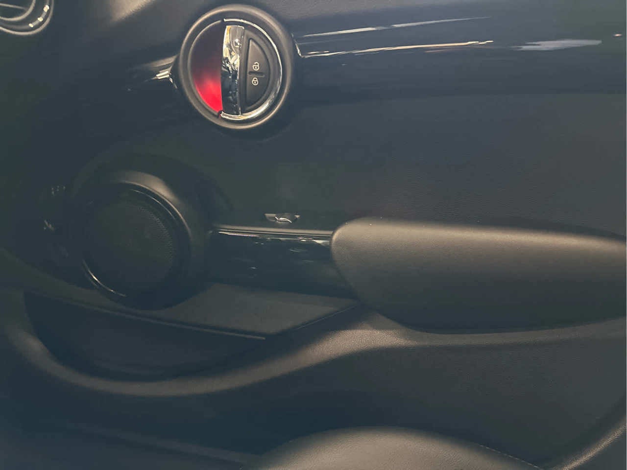 2019 MINI HARDTOP 4 DOOR SIGNATURE