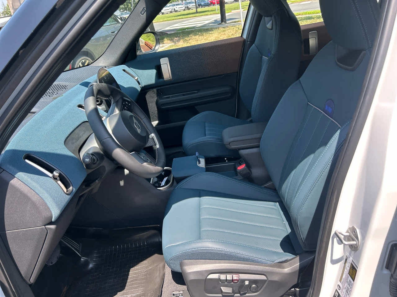 2025 MINI COUNTRYMAN SIGNATURE PLUS