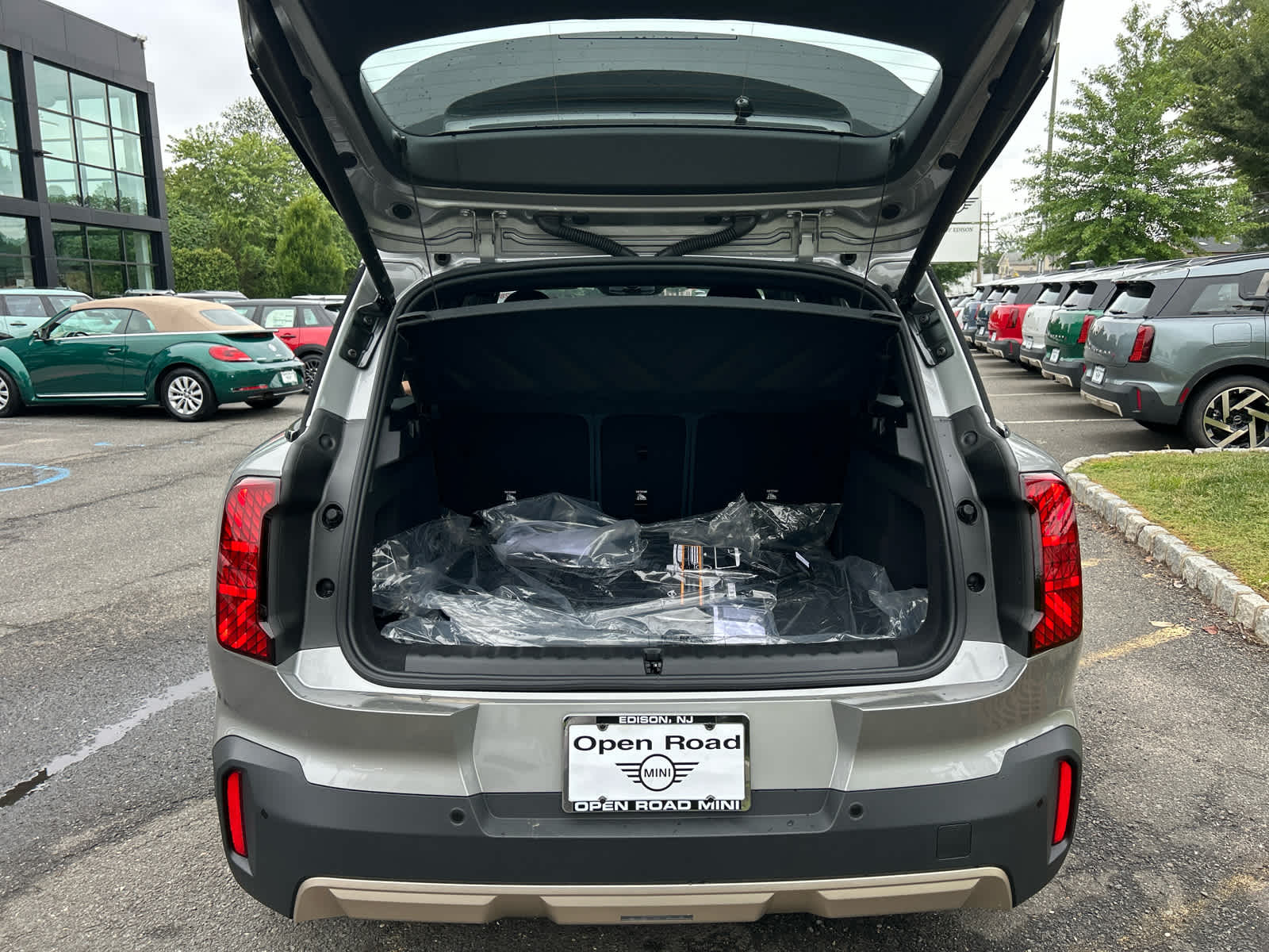 2025 MINI COUNTRYMAN SIGNATURE PLUS