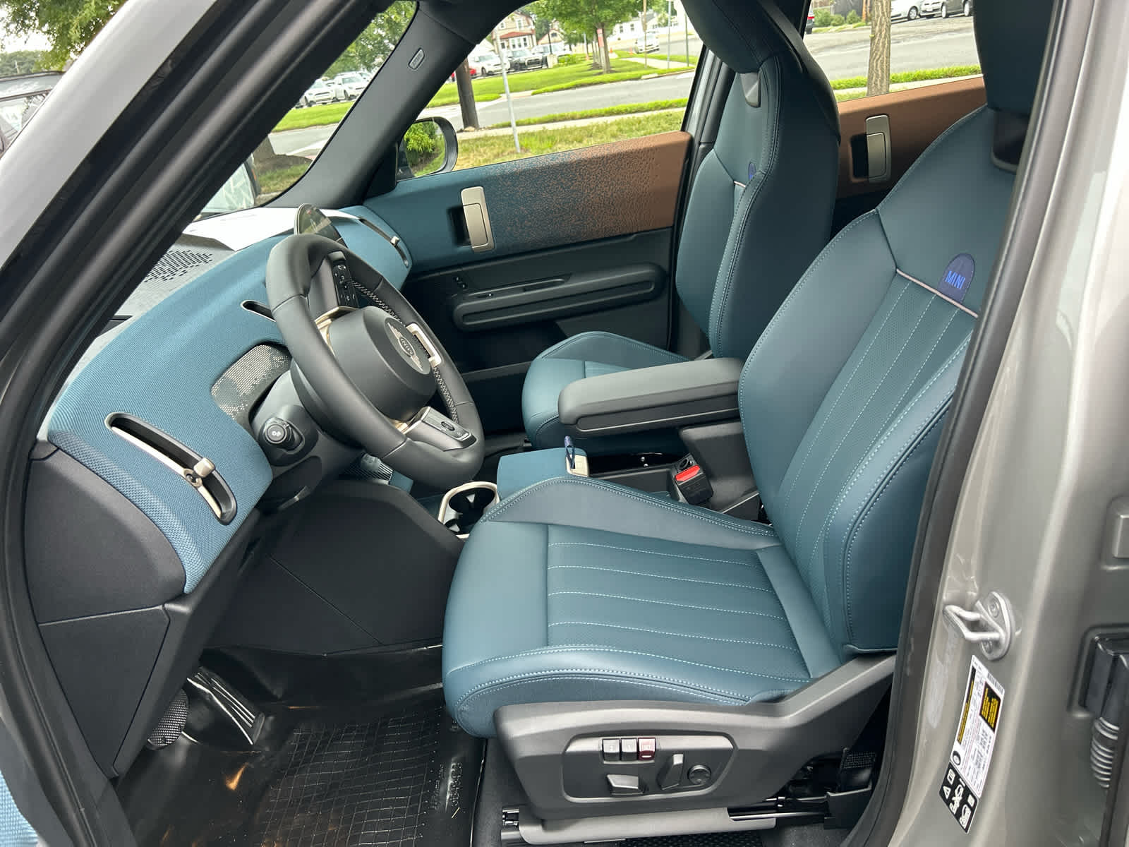 2025 MINI COUNTRYMAN SIGNATURE PLUS