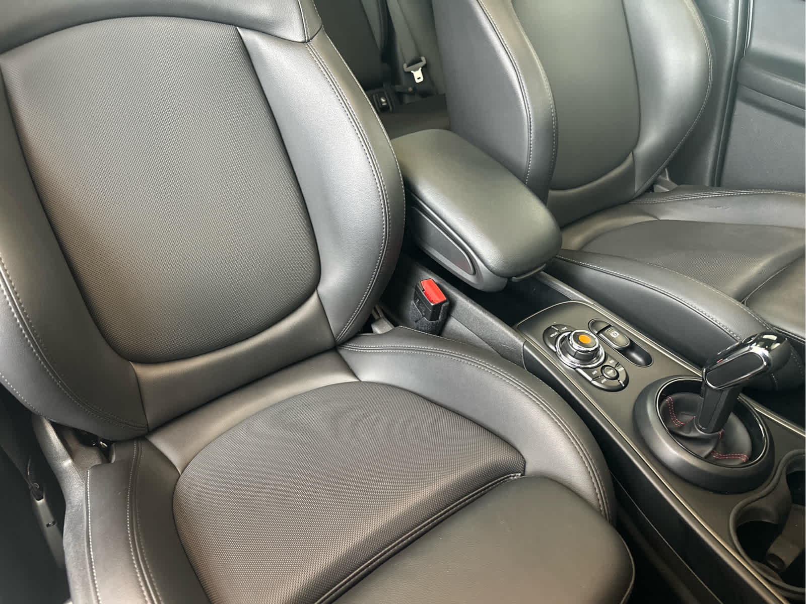 2021 MINI COUNTRYMAN SIGNATURE