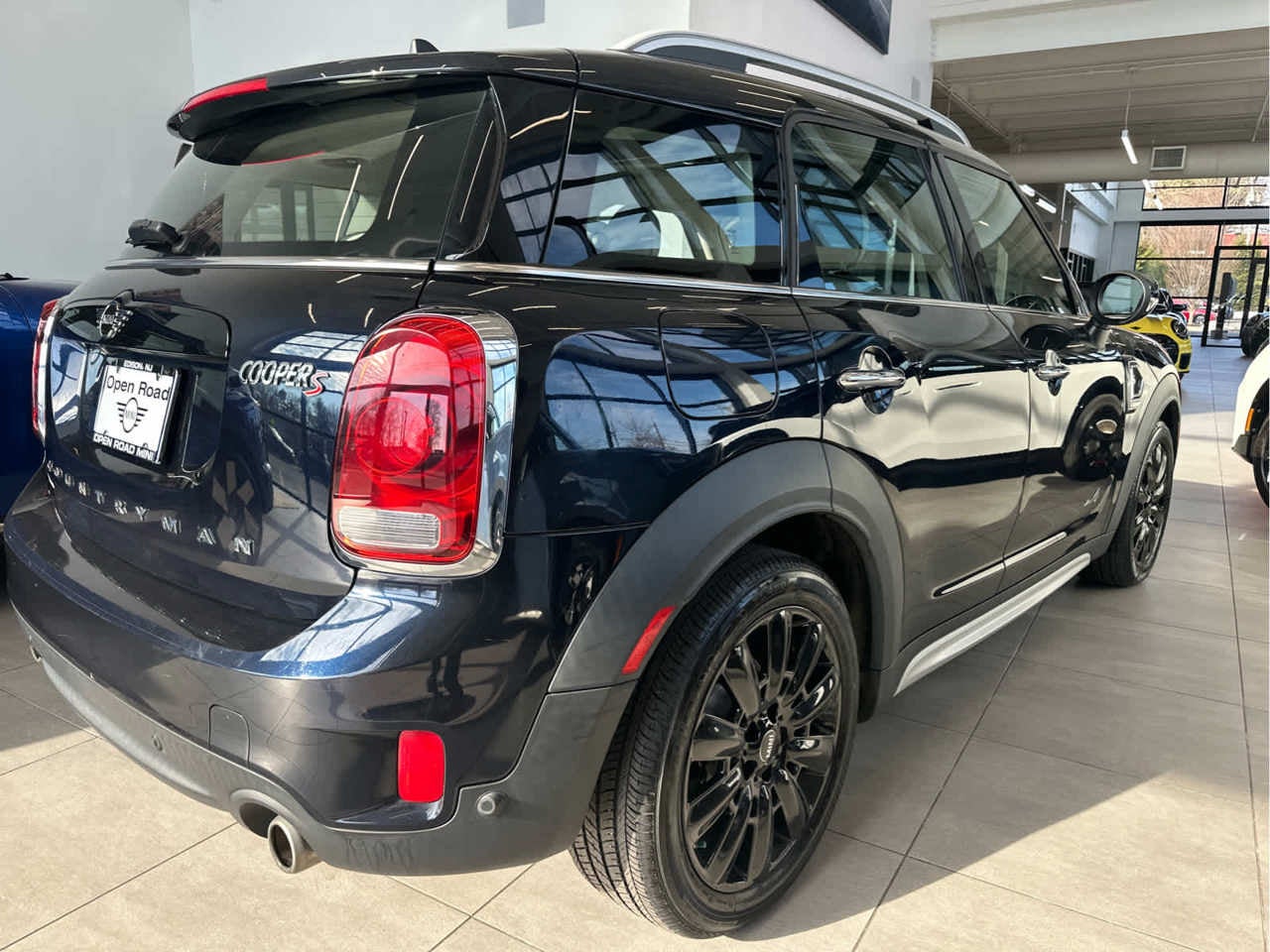 2020 MINI COUNTRYMAN ICONIC