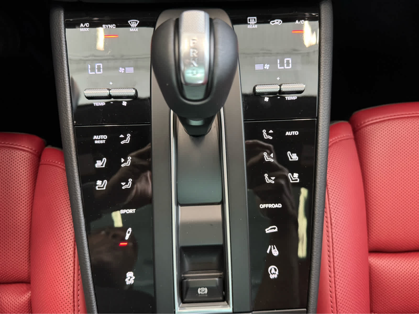 2026 Porsche Macan S AWD