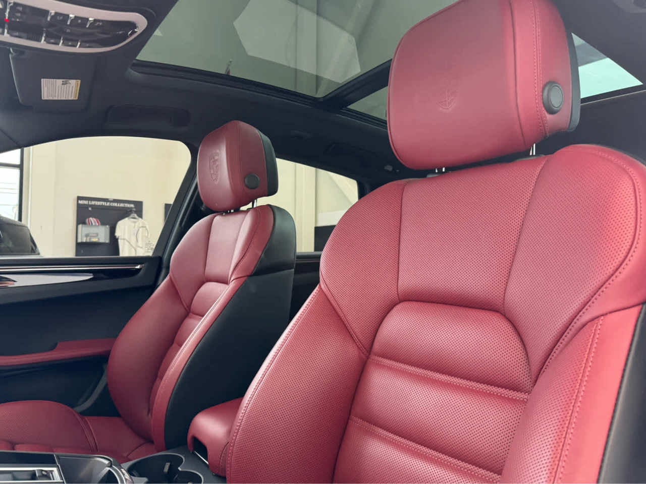 2026 Porsche Macan S AWD