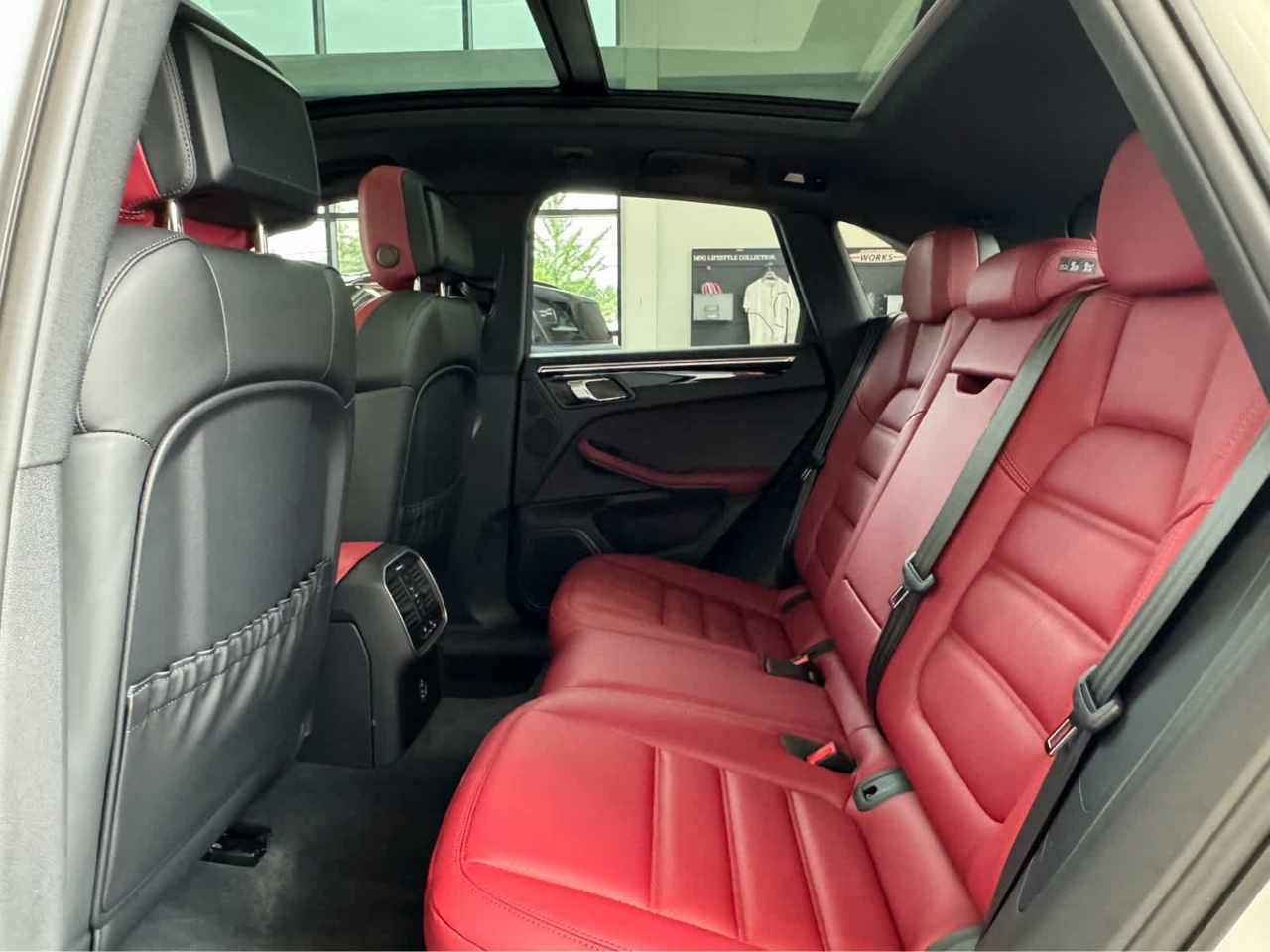 2026 Porsche Macan S AWD