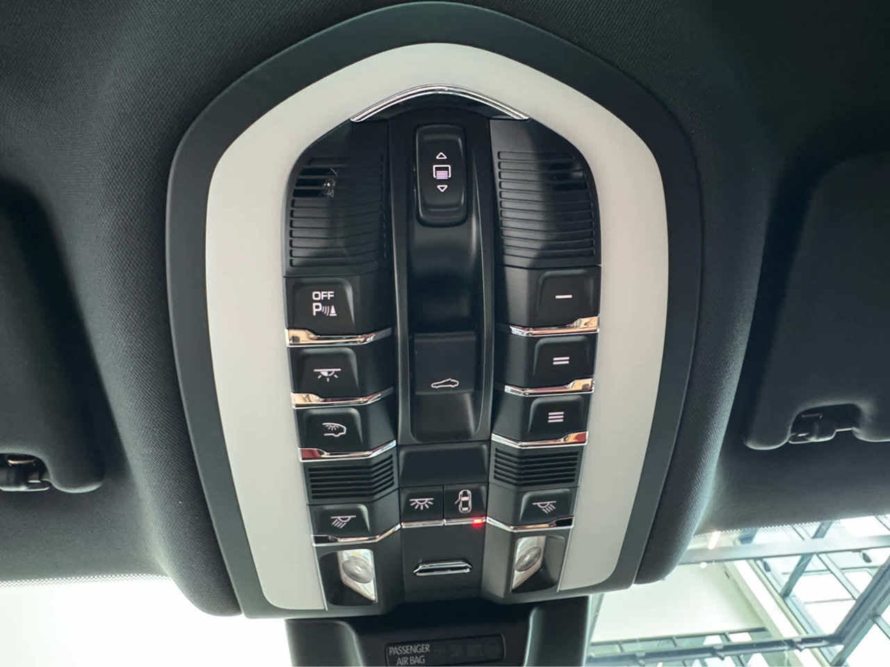 2026 Porsche Macan S AWD