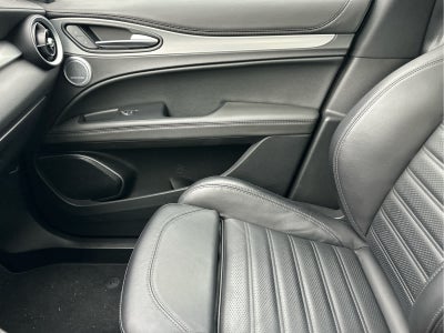 2023 Alfa Romeo Stelvio Veloce AWD