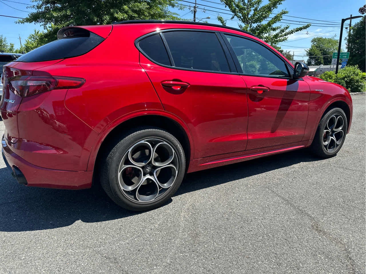 2023 Alfa Romeo Stelvio Veloce AWD