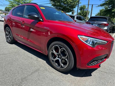 2023 Alfa Romeo Stelvio Veloce AWD