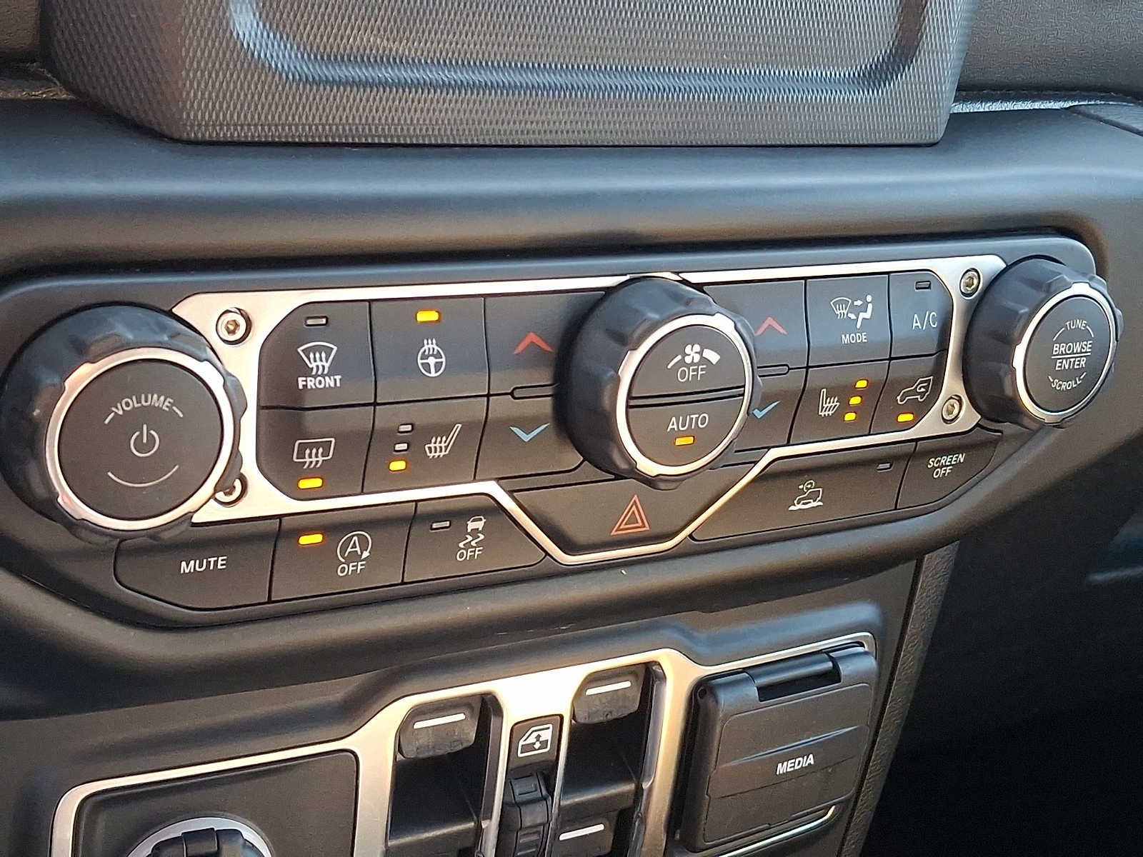 2021 Jeep Wrangler Unlimited Sahara 4x4