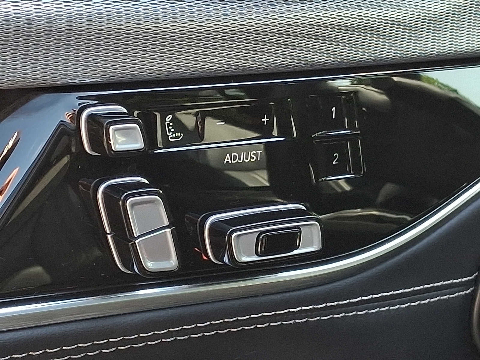 2023 Jeep Grand Wagoneer 4x4
