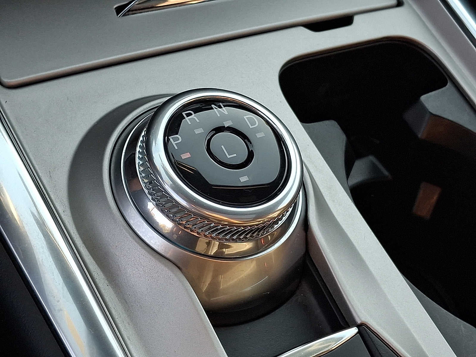 2023 Ford Explorer Platinum 4WD