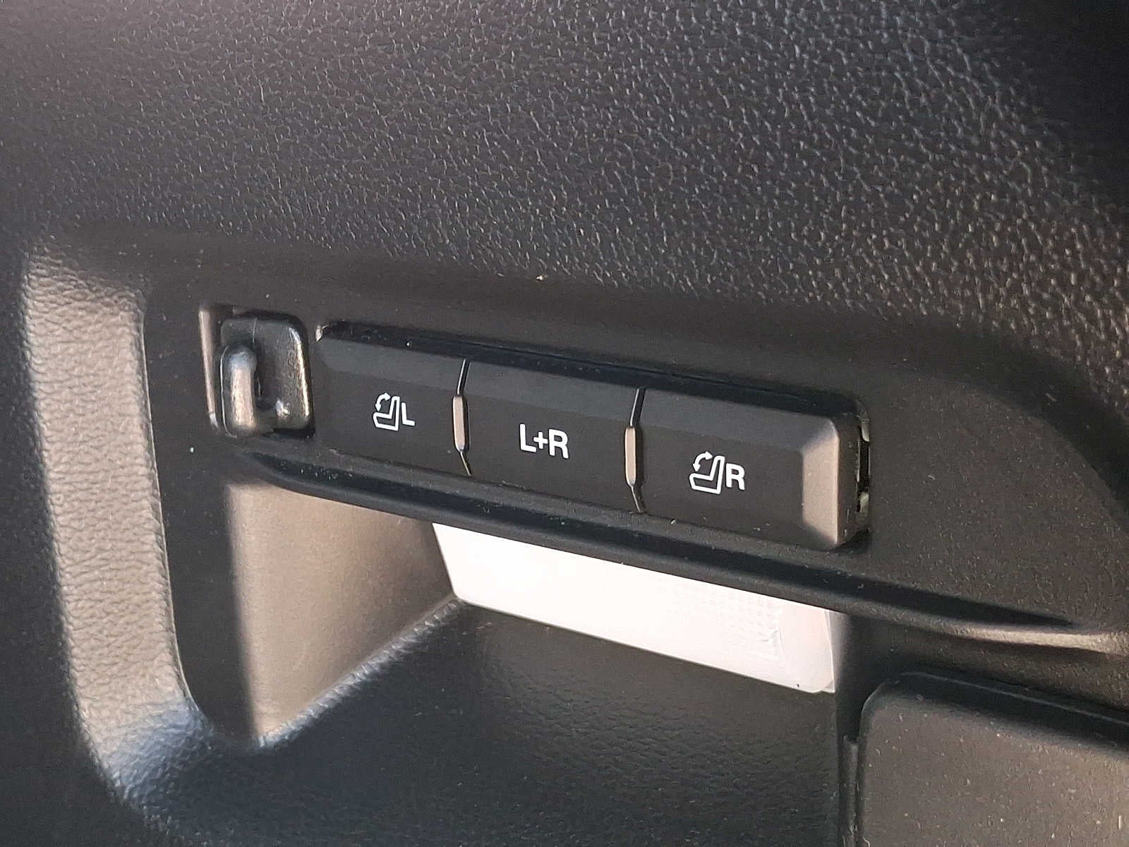 2023 Ford Explorer Platinum 4WD