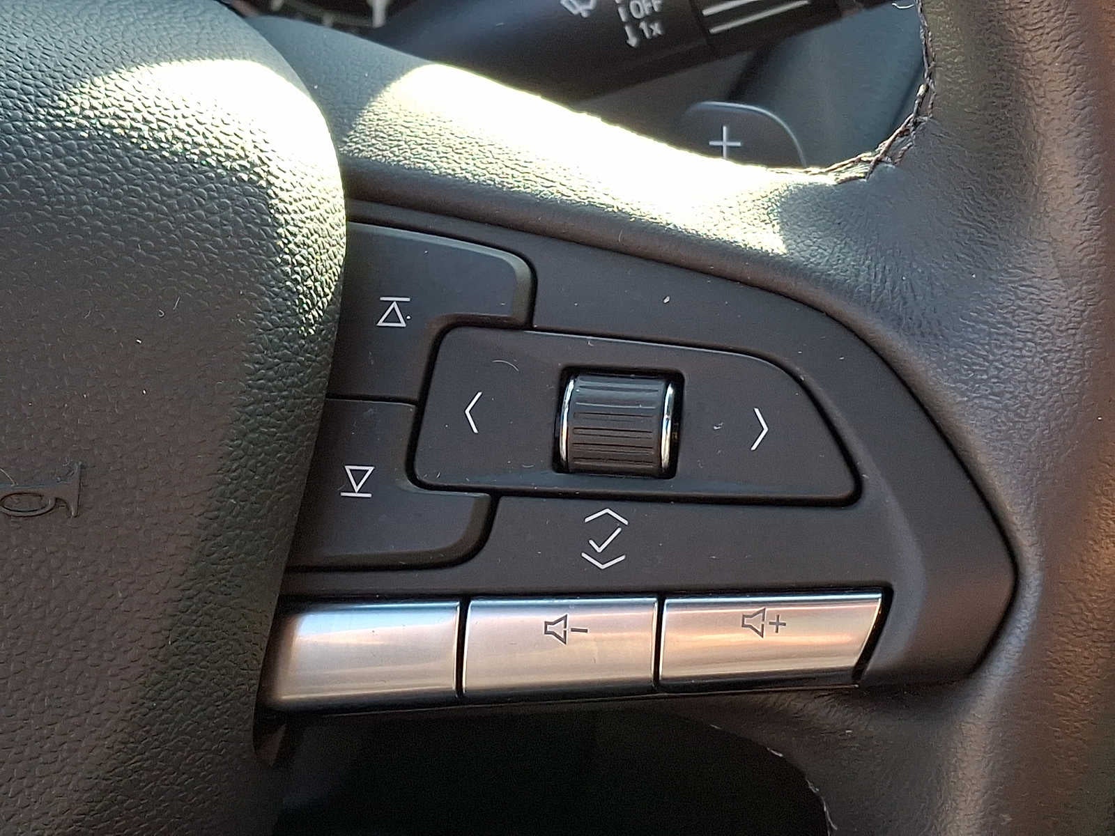 2026 Cadillac CT4 4dr Sdn Luxury
