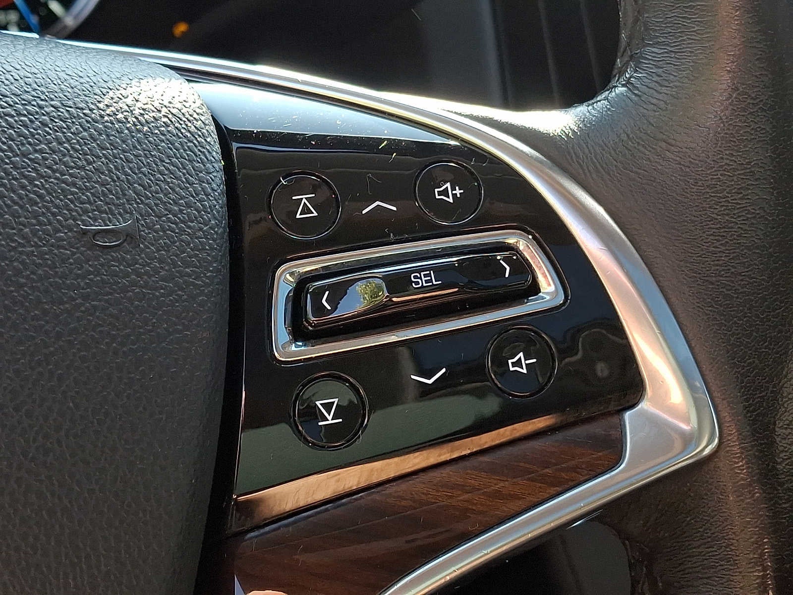 2020 Cadillac Escalade 4WD 4dr Premium Luxury