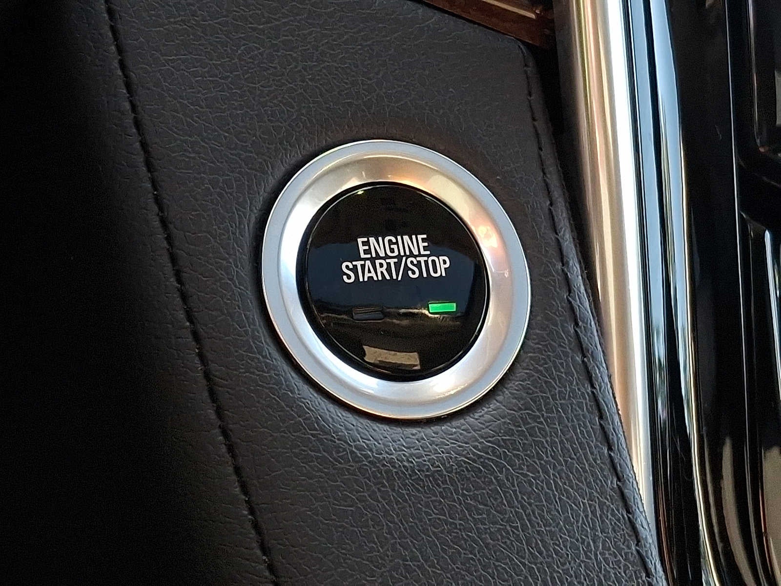 2020 Cadillac Escalade 4WD 4dr Premium Luxury