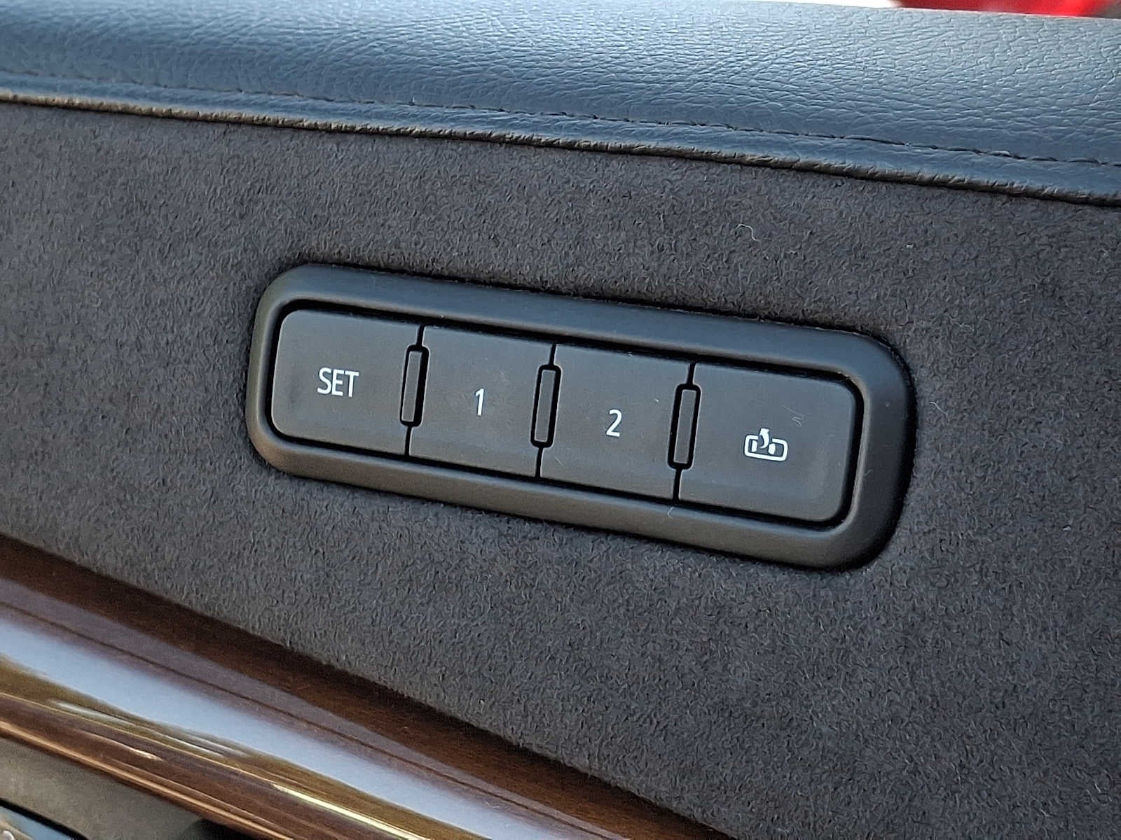 2020 Cadillac Escalade 4WD 4dr Premium Luxury