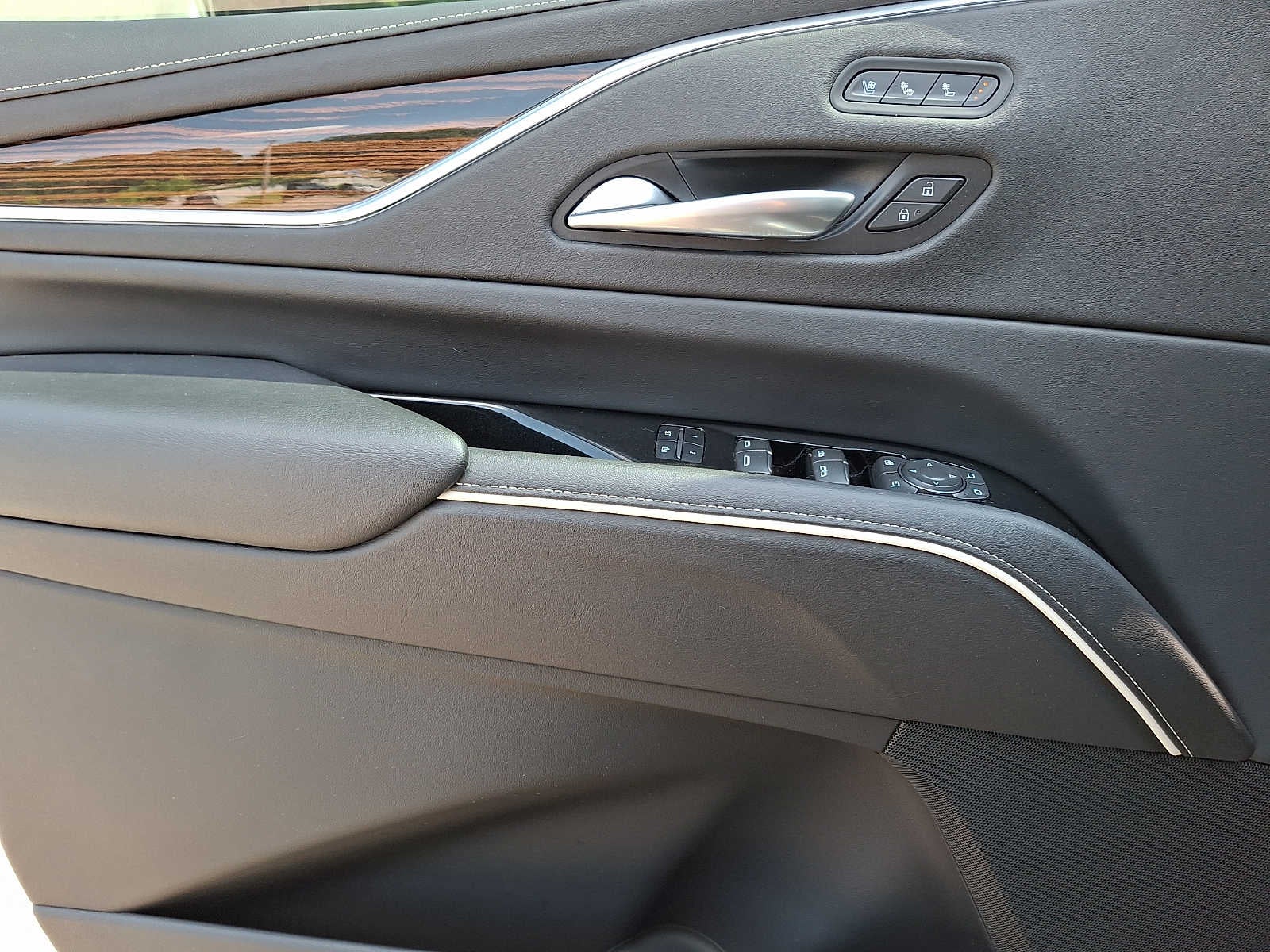 2023 Cadillac Escalade 4WD 4dr Premium Luxury