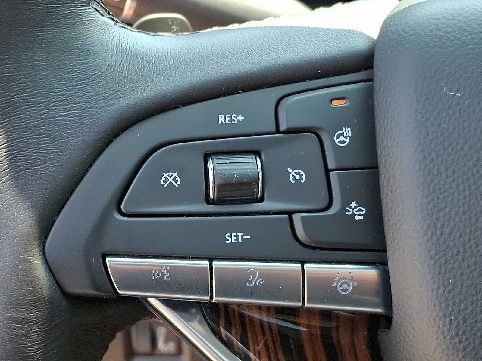 2023 Cadillac Escalade 4WD 4dr Premium Luxury