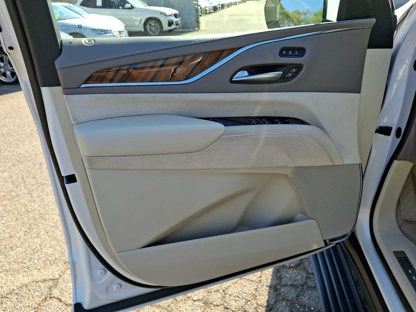 2023 Cadillac Escalade 4WD 4dr Premium Luxury Platinum