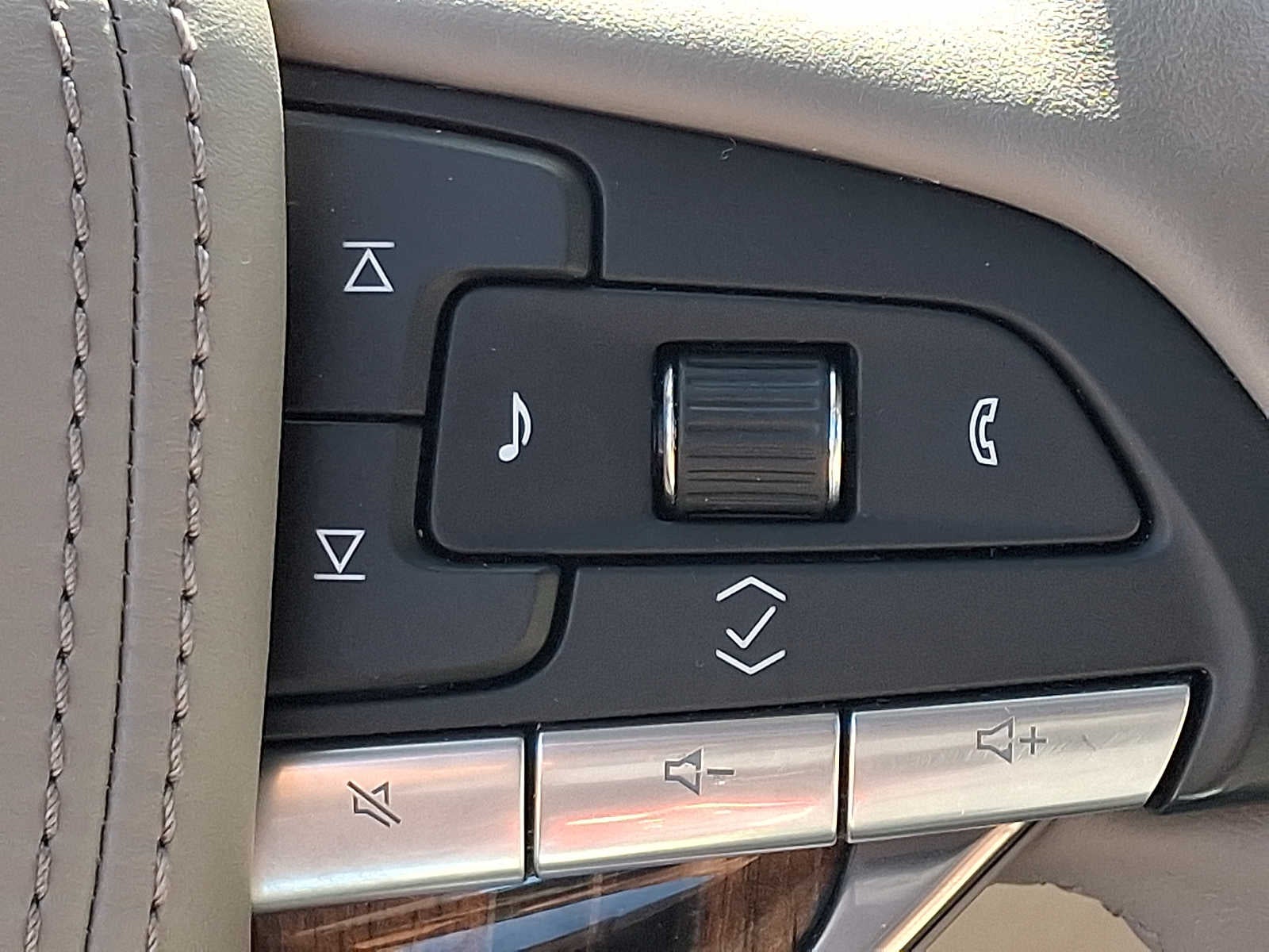 2023 Cadillac Escalade 4WD 4dr Premium Luxury Platinum