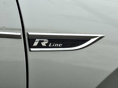 2021 Volkswagen Passat 2.0T R-Line Auto