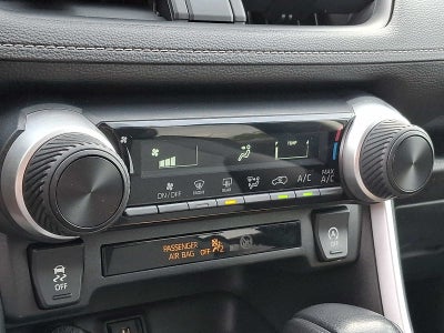 2020 Toyota RAV4 LE AWD
