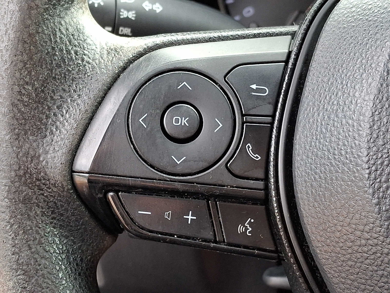 2020 Toyota RAV4 LE AWD