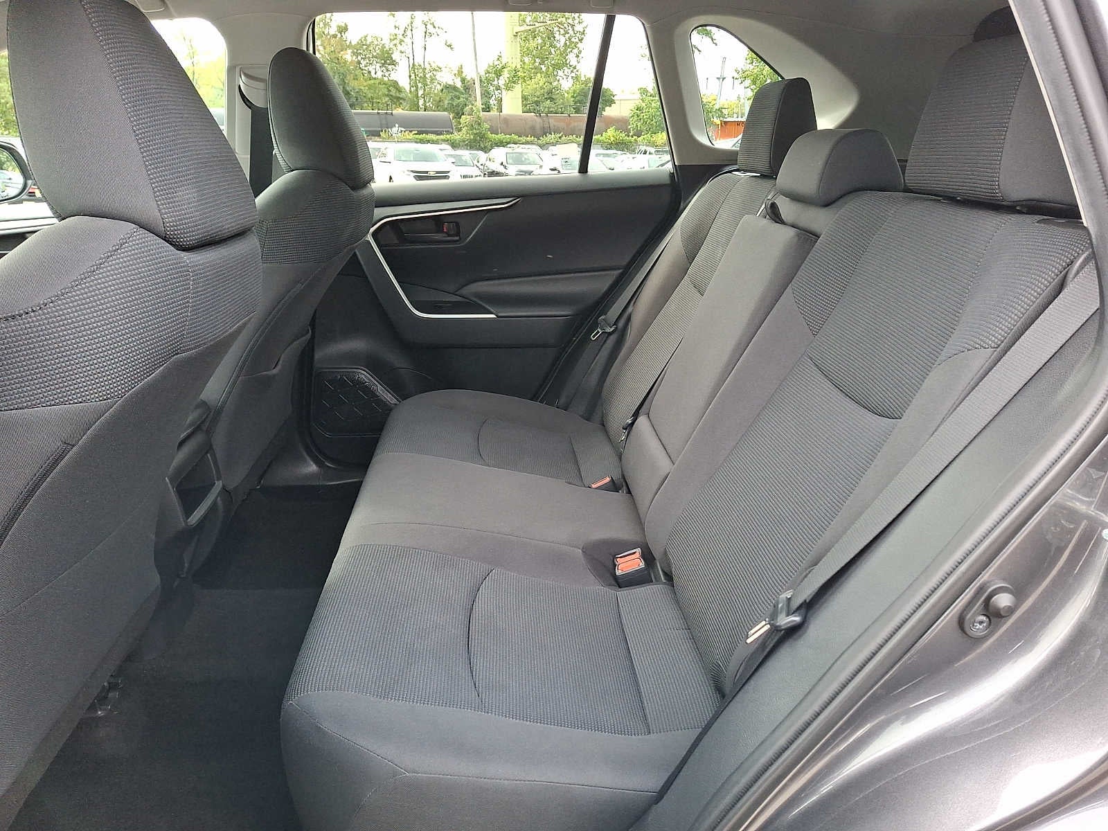 2020 Toyota RAV4 LE AWD