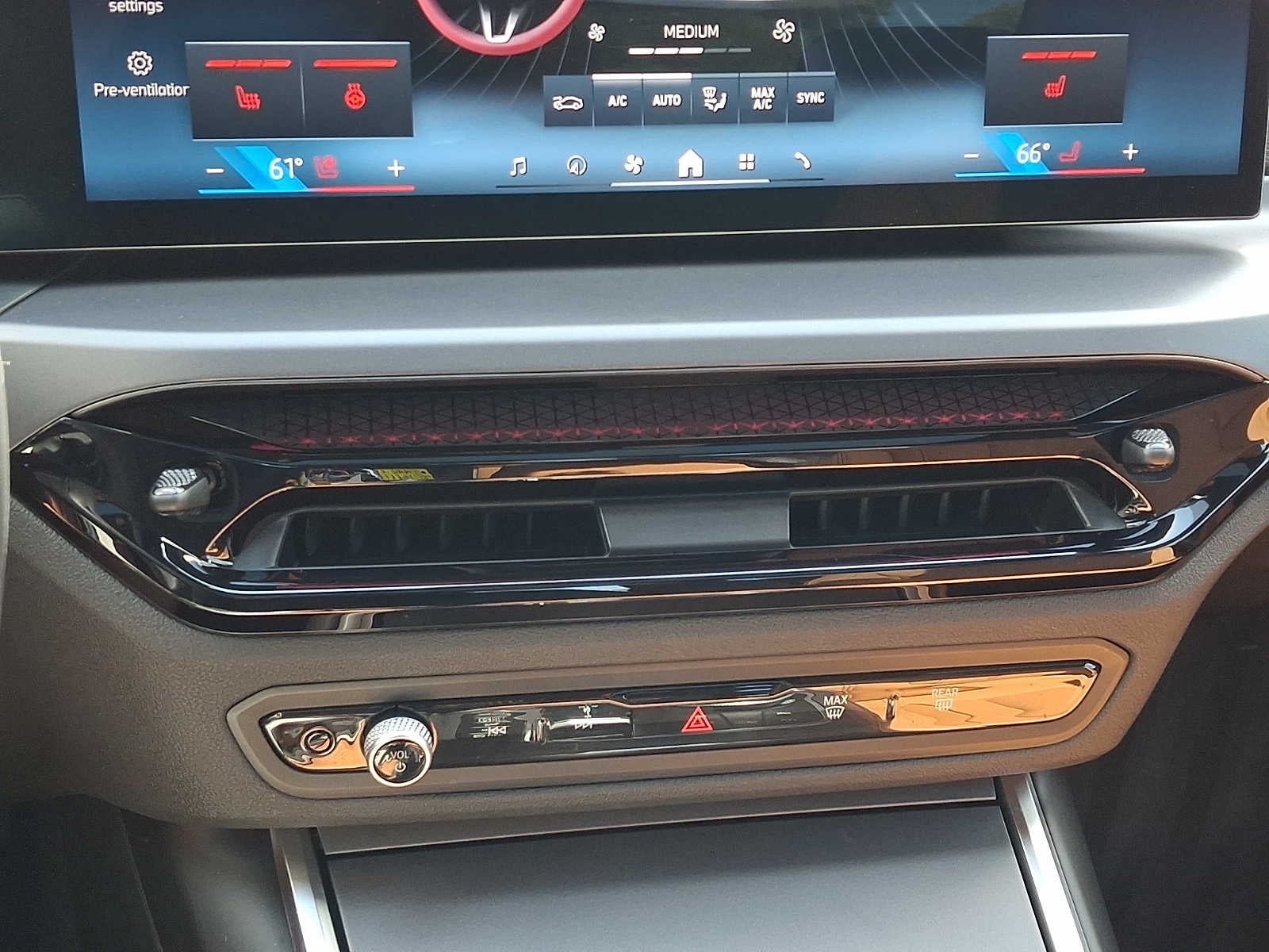 2025 BMW 2 Series 230i xDrive Coupe