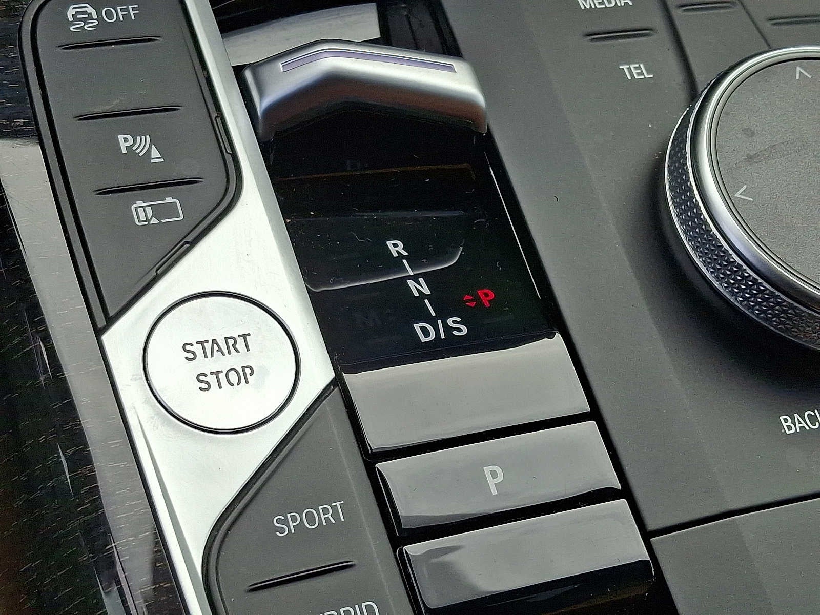 2023 BMW 3 Series 330e xDrive Plug-In Hybrid