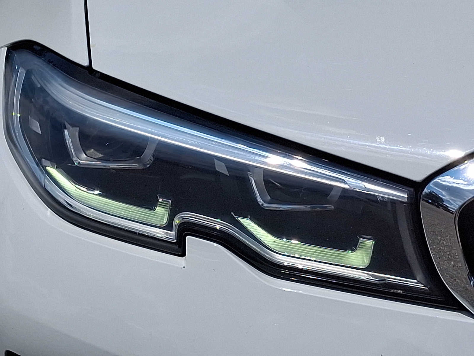 2021 BMW 3 Series 330i xDrive Sedan North America