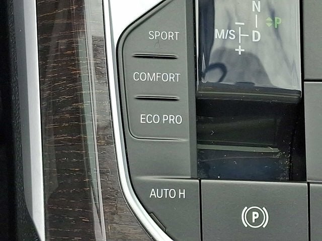 2020 BMW 3 Series 330i xDrive Sedan North America