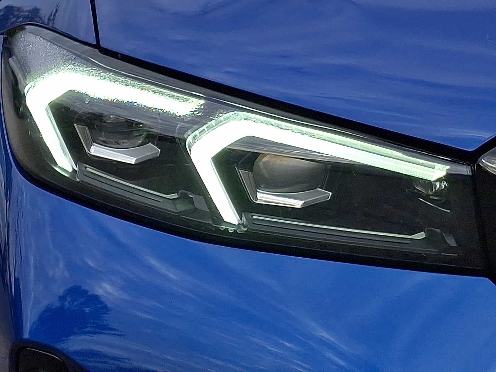 2025 BMW 3 Series 330i xDrive Sedan