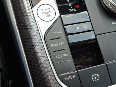 2025 BMW 3 Series 330i xDrive Sedan