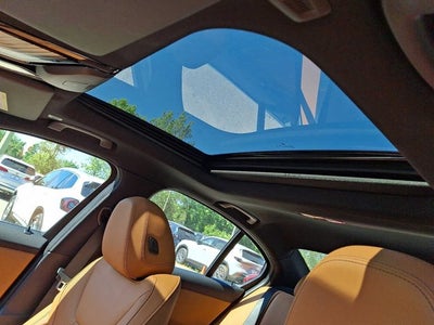 2025 BMW 3 Series 330i xDrive Sedan