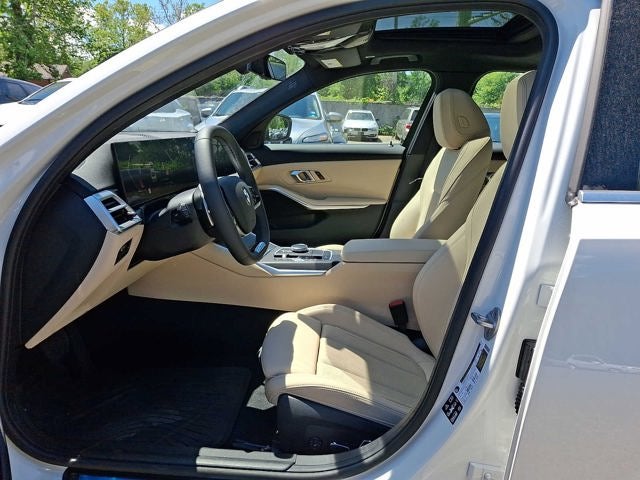 2025 BMW 3 Series 330i xDrive Sedan