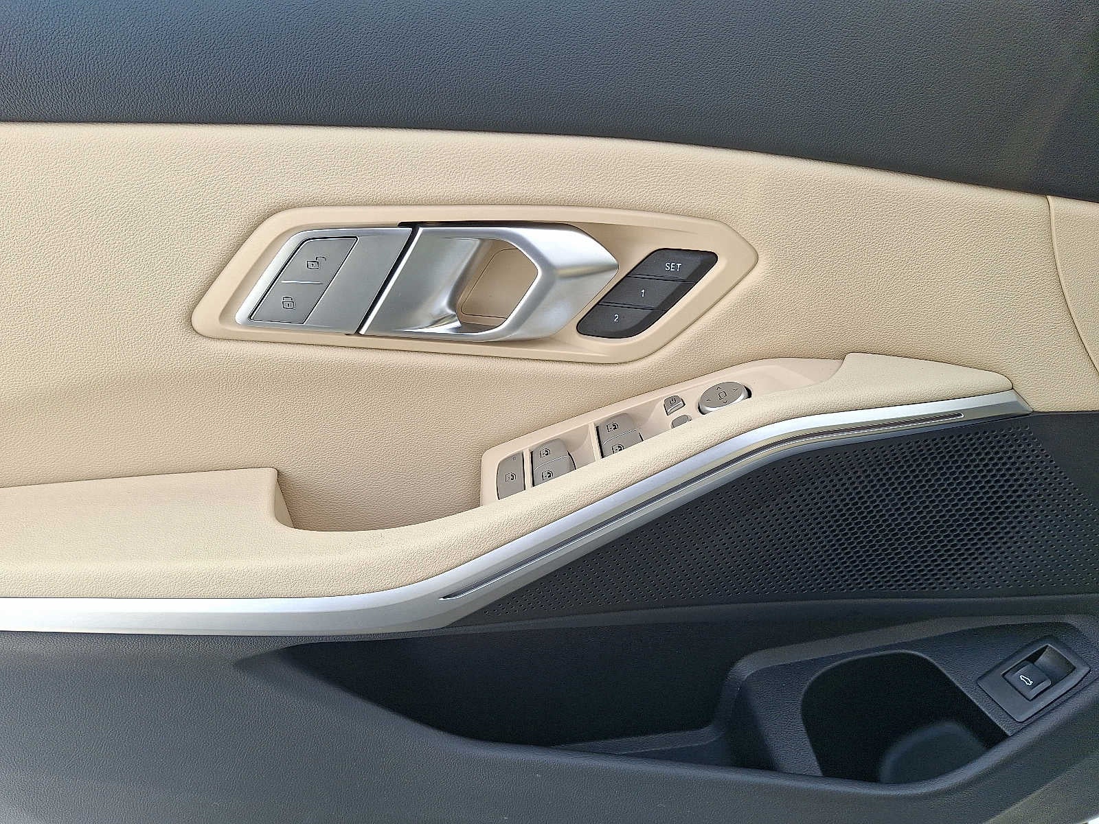 2025 BMW 3 Series 330i xDrive Sedan