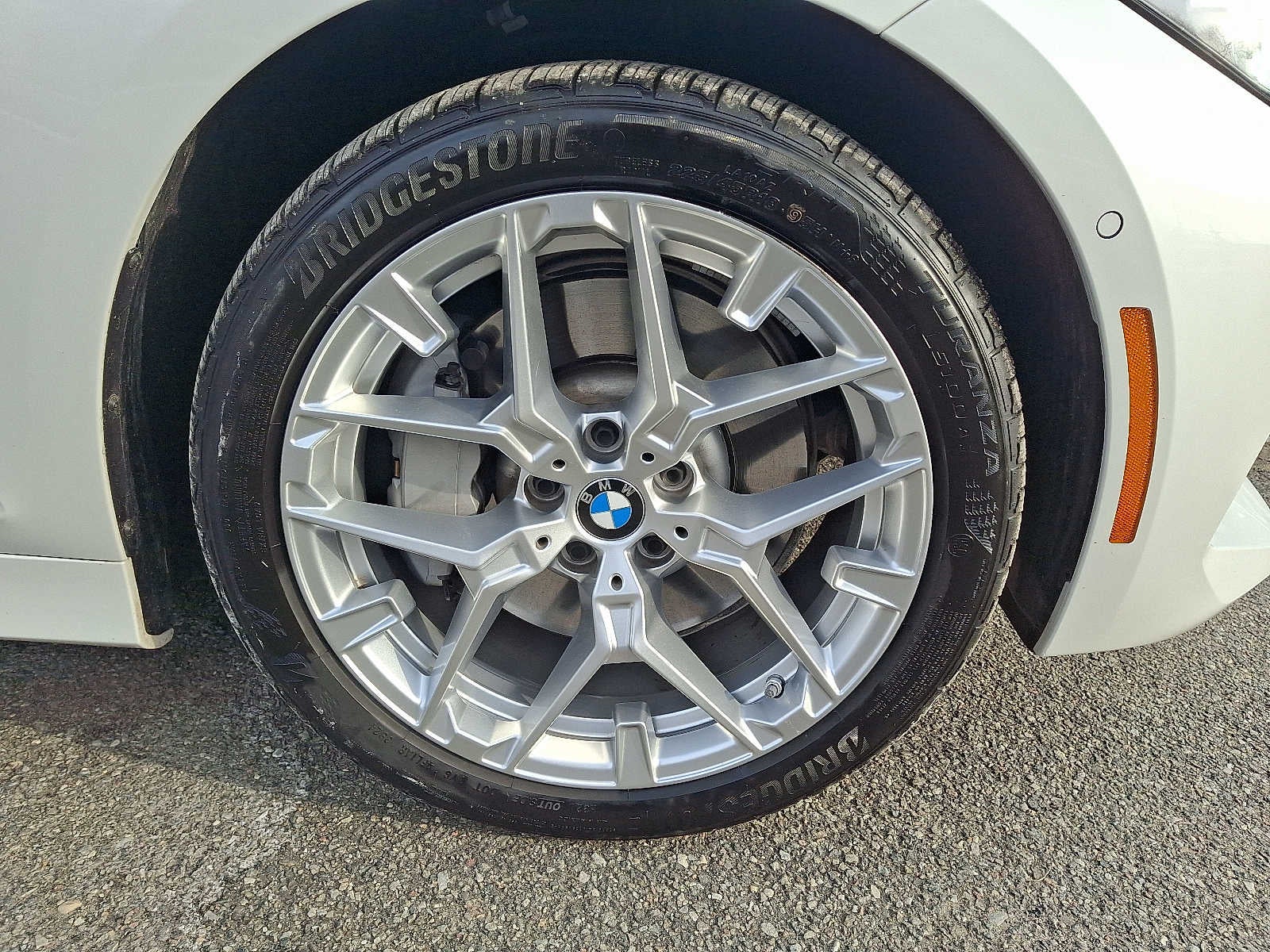 2025 BMW 3 Series 330i xDrive Sedan