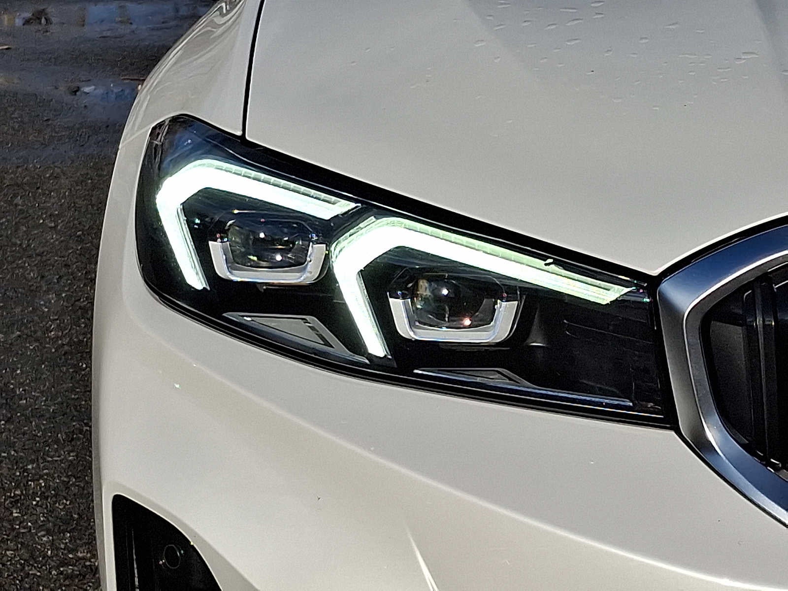 2025 BMW 3 Series 330i xDrive Sedan