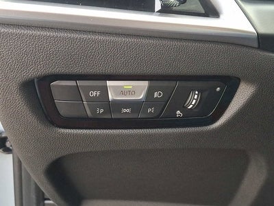 2025 BMW 3 Series 330i xDrive Sedan