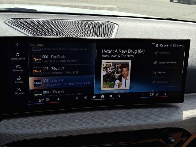 2025 BMW 3 Series 330i xDrive Sedan