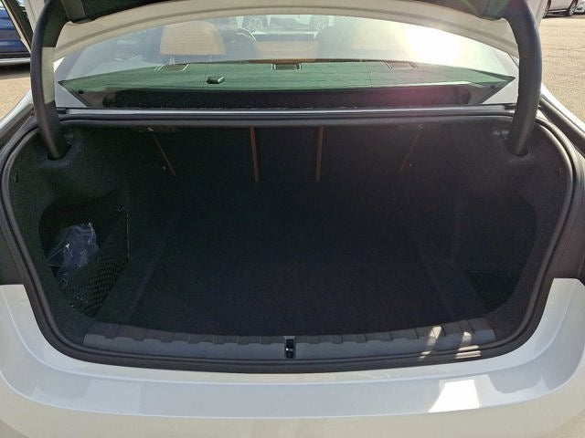 2025 BMW 3 Series 330i xDrive Sedan