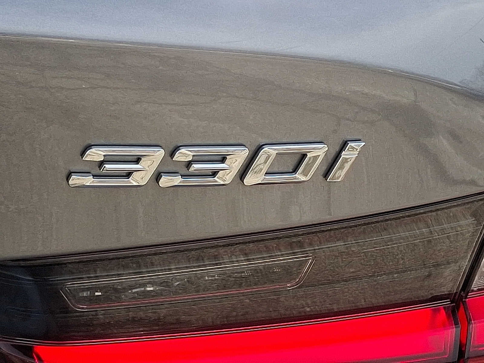 2025 BMW 3 Series 330i xDrive Sedan